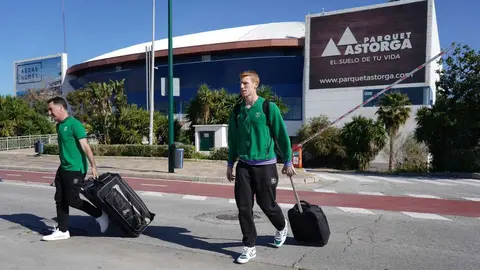 Alberto D&iacute;az, jugador del Unicaja Baloncesto, antes de poner rumbo a Turqu&iacute;a