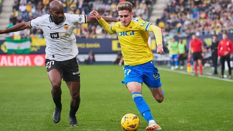 Robert Navarro en el C&aacute;diz CF - Valencia CF | Salvador L&oacute;pez Medina para El MIRA