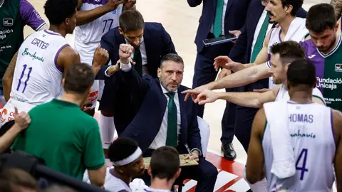 Baxi Manresa 77-88 Unicaja Baloncesto