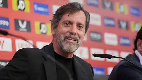 Quique S&aacute;nchez Flores en su presentaci&oacute;n con el Sevilla FC | Salvador L&oacute;pez Medina para El MIRA