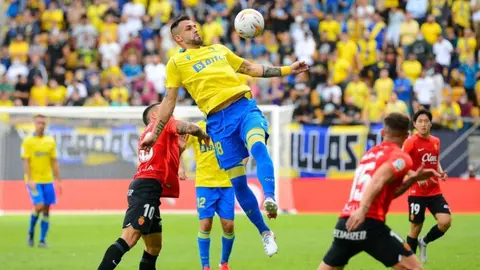 &Aacute;lvaro Negredo en un C&aacute;diz CF - RCD Mallorca