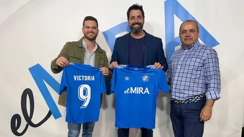 Selu Dur&aacute;n, Jaime N&uacute;&ntilde;ez y Juan Carlos Corchado