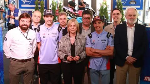 Inauguraci&oacute;n del 'Garage Motor' Estrella Galicia 0,0  |  Cristo Garc&iacute;a