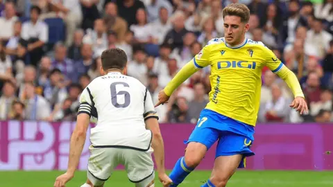 Robert Navarro y Nacho Fern&aacute;ndez en el Real Madrid - C&aacute;diz CF | CCF