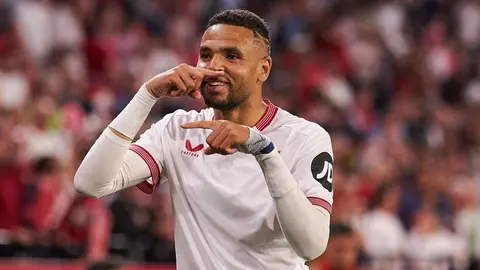 Gol de En-Nesyri en el Sevilla FC - Granada CF | Salvador L&oacute;pez Medina para El MIRA