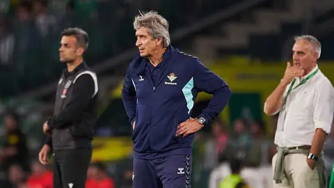 Manuel Pellegrini en el Real Betis - UD Almer&iacute;a | Salvador L&oacute;pez Medina para El MIRA