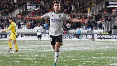 Curro S&aacute;nchez, jugador del Burgos CF, es uno de los grandes objetivos del C&aacute;diz CF