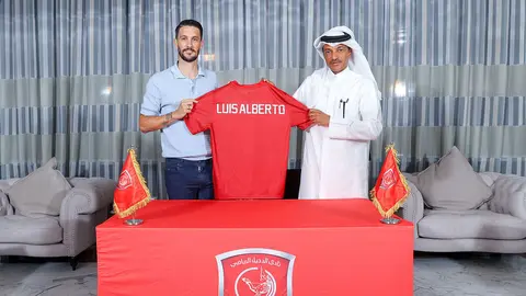 Luis Alberto posa con los colores del Al Duhail de Qatar
