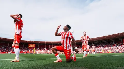 Choco Lozano celebra un gol anotado con la UD Almer&iacute;a