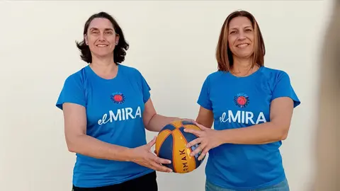 Mariola L&oacute;pez y Roc&iacute;o Guerrero, jugadoras del Unicaja de M&aacute;laga en el Campeonato de Europa FIMBA de Italia +50