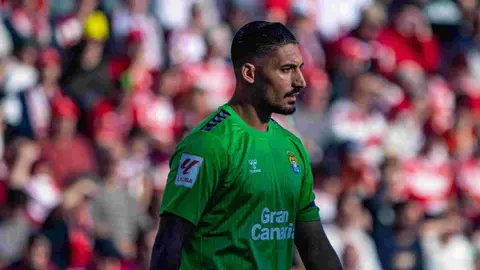 &Aacute;lvaro Valles, cancerbero de la UD Las Palmas que se encuentra en la agenda del Real Betis