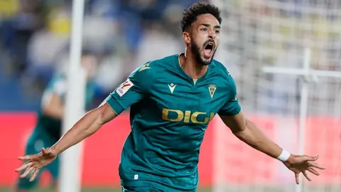 Gol de Chris Ramos en el UD Las Palmas - C&aacute;diz CF | LaLiga