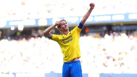 &Aacute;lex Fern&aacute;ndez, centrocampista del C&aacute;diz CF