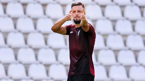 Genaro Rodr&iacute;guez, jugador del C&oacute;rdoba CF, avisa al M&aacute;laga CF