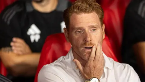 Guille Abascal, cesado en el Granada CF tras empatar ante el M&aacute;laga CF