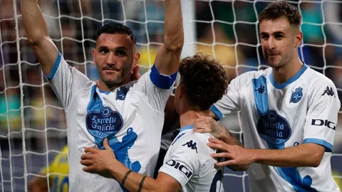 Lucas P&eacute;rez celebra uno de los tres goles anotados ante el C&aacute;diz CF | RCDLC
