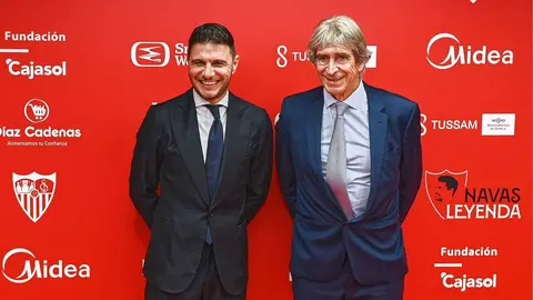Joaqu&iacute;n y Manuel Pellegrini en la despedida de Jes&uacute;s Navas con el Sevilla FC | Salvador L&oacute;pez Medina para El MIRA