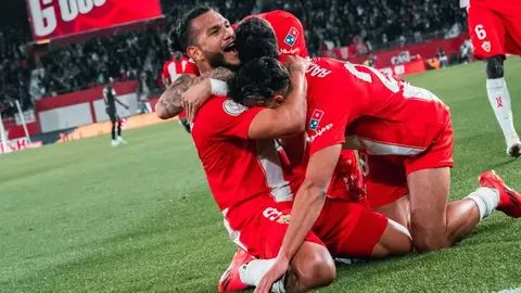 Los jugadores de la UD Almer&iacute;a celebran un gol | UDA
