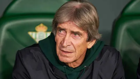 Manuel Pellegrini en un partido del Real Betis | Salvador L&oacute;pez Medina para El MIRA