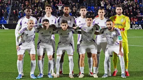 Once titular del Granada CF ante el CD Eldense | @Manuulama