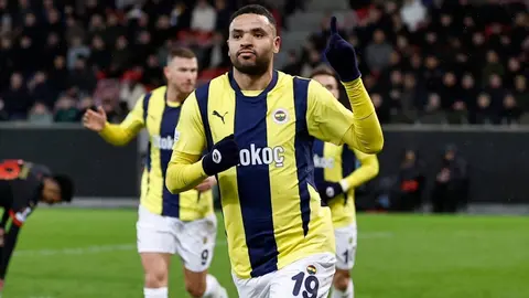 Youssef En-Nesyri celebra un gol anotado con el Fenerbah&ccedil;e | FSK