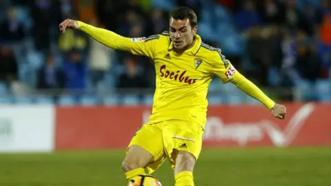 Jes&uacute;s Imaz durante un partido con el C&aacute;diz CF | LaLiga