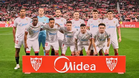 Once titular del Sevilla FC ante el FC Barcelona | Salvador L&oacute;pez Medina para El MIRA