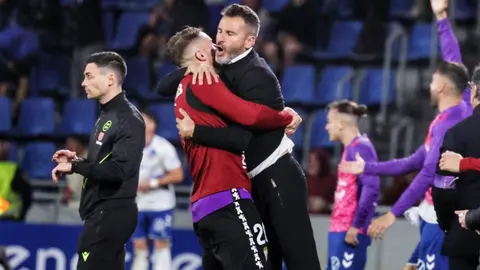 Iv&aacute;n Ania celebra la victoria del C&oacute;rdoba CF ante el CD Tenerife | CCF