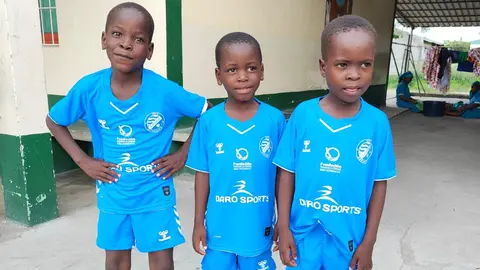 El Xerez Deportivo, la Fundaci&oacute;n y la Asociaci&oacute;n Silo&eacute; apuestan por la educaci&oacute;n y el deporte en Mozambique | xerezdfc.com