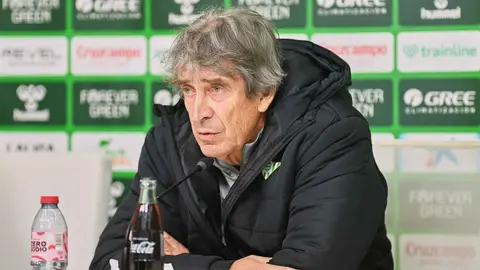 Manuel Pellegrini en la rueda de prensa previa al Legan&eacute;s - Real Betis | Salvador L&oacute;pez Medina para El MIRA