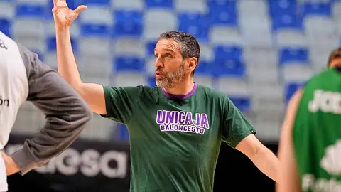 El Unicaja Baloncesto deja las "verbenas" para recibir al Real Madrid