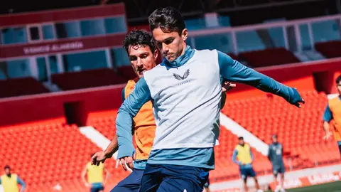 Sergio Arribas durante un entrenamiento de la UD Almer&iacute;a | UDA