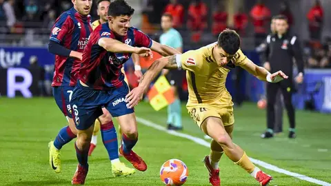 El M&aacute;laga CF y la crueldad del f&uacute;tbol vuelven a encontrarse en Huesca