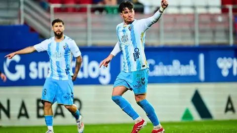 El M&aacute;laga CF salva ante el Eibar un punto y a Sergio Pellicer, por el momento