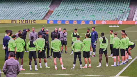Entrenamiento del Real Betis previo a la Fiorentina | Salvador L&oacute;pez Medina para El MIRA