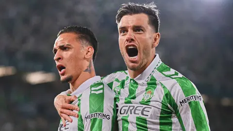 Antony y Lo Celso en el Real Betis - Fiorentina | Salvador L&oacute;pez Medina para El MIRA