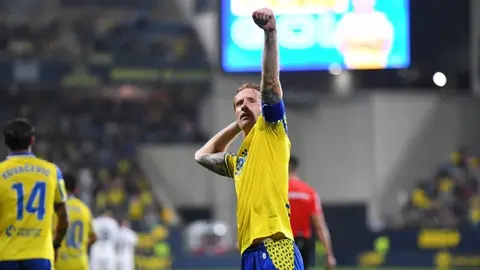 &Aacute;lex Fern&aacute;ndez celebra su gol en el C&aacute;diz CF - Deportivo de La Coru&ntilde;a | CCF