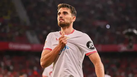 Garc&iacute;a Pascual celebra su gol en el Sevilla FC - UD Las Palmas | Salvador L&oacute;pez Medina para El MIRA