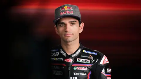 Jorge Mart&iacute;n piloto oficial de Aprilia 2025 | motogp.com