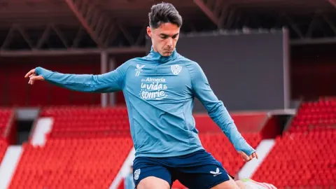 Sergio Arribas durante un entrenamiento de la UD Almer&iacute;a | UDA
