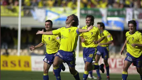 Oli celebra con rabia su gol anotado en el Xerez CD - C&aacute;diz CF | CCF