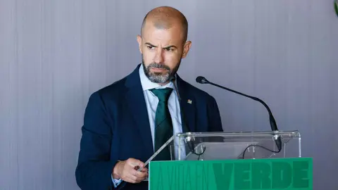 Manu Fajardo en la presentaci&oacute;n de &Aacute;lvaro Valles con el Real Betis | Andr&eacute;s G&oacute;ngora para El MIRA