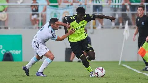 Assane Diao y Zaldua en el Real Betis - C&aacute;diz CF | Salvador L&oacute;pez Medina para El MIRA