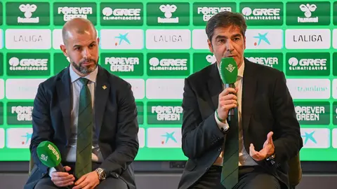 &Aacute;ngel Haro, presidente del Real Betis, y Manu Fajardo, director deportivo | Salvador L&oacute;pez Medina para El MIRA