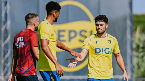 Chris Ramos y Sergio Ortu&ntilde;o en el C&aacute;diz CF - UD Leiria | CCF