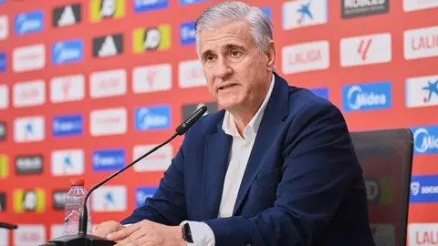 Antonio Cord&oacute;n en la presentaci&oacute;n de Gabriel Suazo | Salvador L&oacute;pez Medina para El MIRA