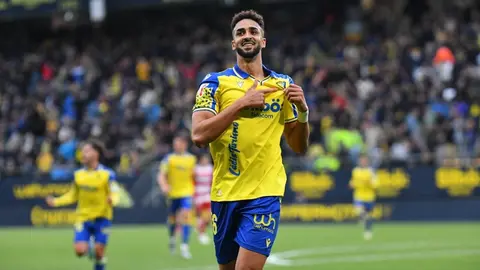 Chris Ramos celebra su gol en el C&aacute;diz CF - Granada CF | CCF