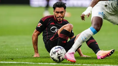 Gabriel Suazo en el Olympique de Marsella - Sevilla FC | SFC