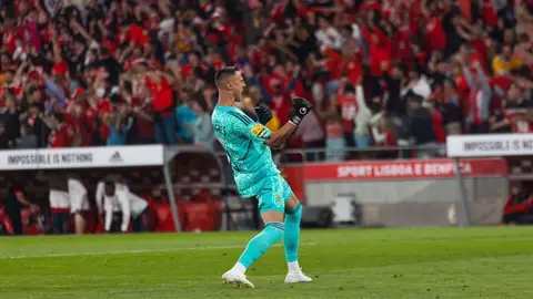 Odysseas Vlachodimos, cancerbero que brill&oacute; durante su etapa en el Benfica | @vlachOD1mos