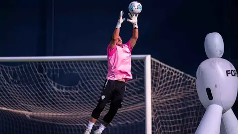 Alfonso Herrero despeja las dudas de la porter&iacute;a del M&aacute;laga CF ante el Eibar